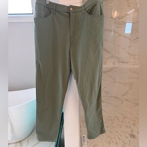 lululemon athletica Men's Green atheltic pants